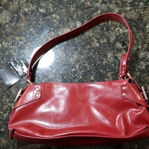 kohls red purse